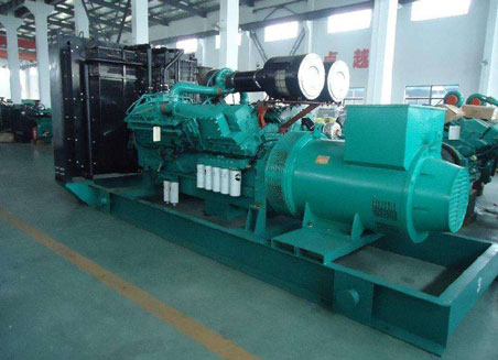 新疆800kw康明斯柴油发电机组图片 新疆800kw康明斯柴油发电机组图片